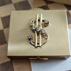 Gold Dollar Sign Key Holder